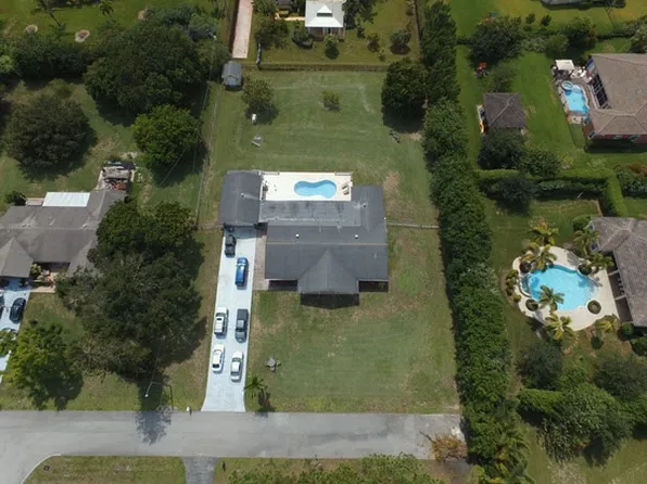 (undisclosed Address), Davie, FL 33330