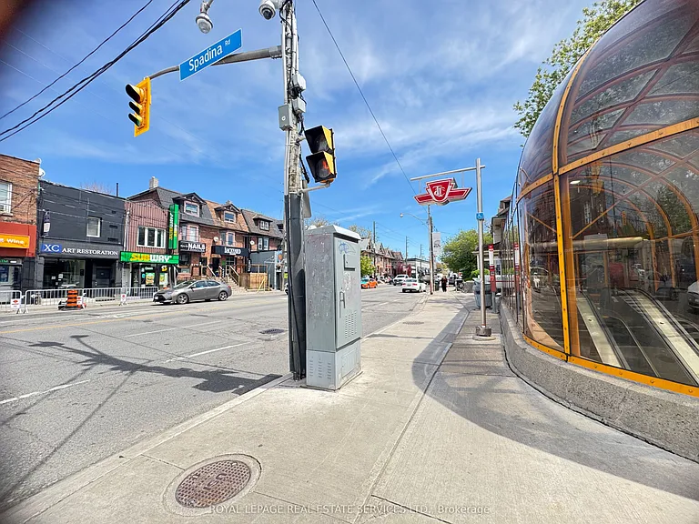 186 Spadina Rd #MAIN FLOOR — Photo 28