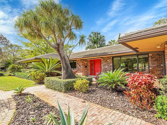 4th image of 3261 NW 3rd Avenue