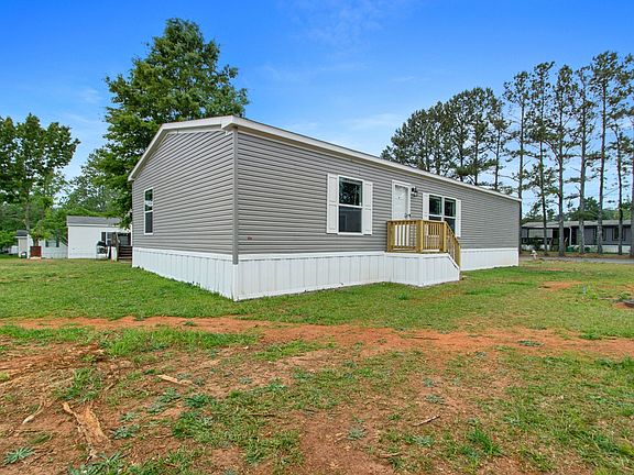 4th image of 307 Robin Ln #307RO