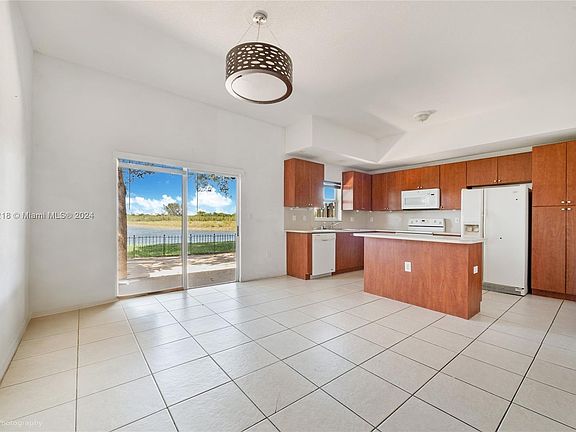 4th image of 22126 SW 89th Ct #22126