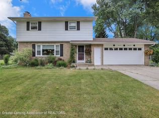 6624 Picketts Way, Lansing, MI 48917
