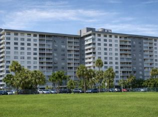 3800 Hillcrest Dr APT 112, Hollywood, FL 33021