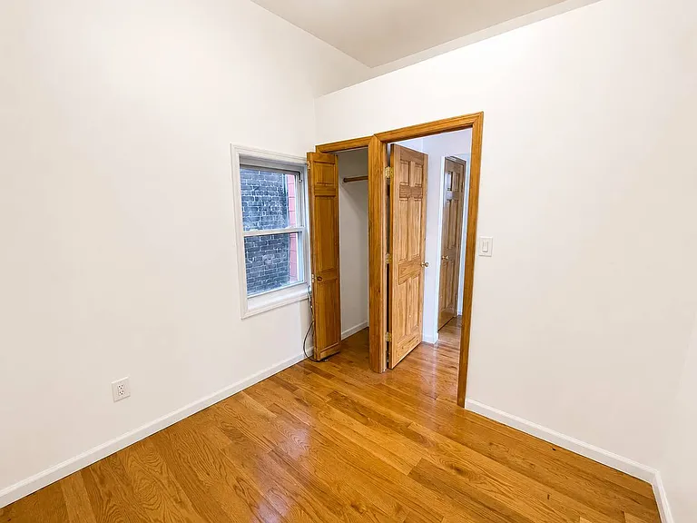 175 9th St #1B — Photo 15