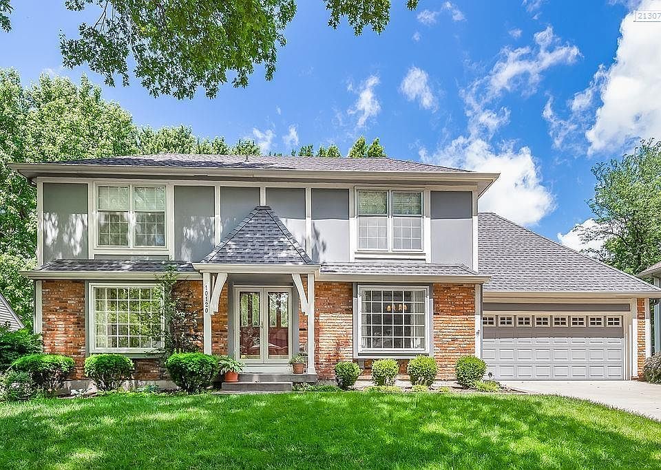Fabulous Style To This Home! Roof only 4yrs.
