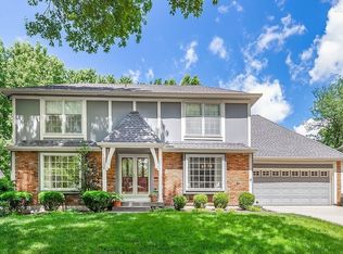 10120 Long St, Lenexa, KS 66215