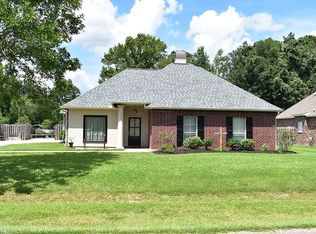 17207 Trinidad Dr, Prairieville, LA 70769