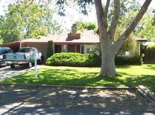 3440 W Country Club Ln, Sacramento, CA 95821