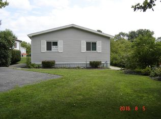 11 Springridge Rd, Bath, PA 18014