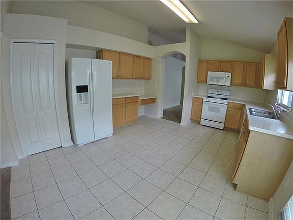 5th image of 3329 Keswick Ct