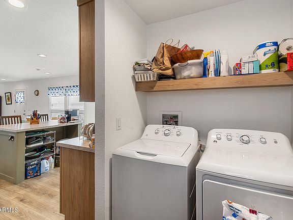 3rd image of 2060 N CENTER Street #183