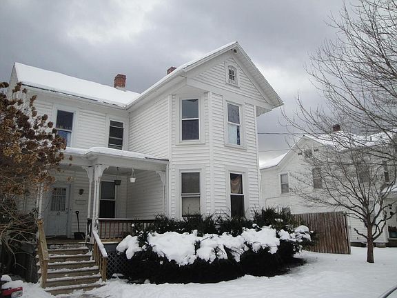 4th image of 913 9th Ave
