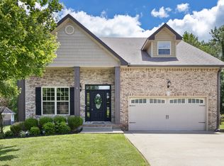 970 Willow Cir, Clarksville, TN 37043