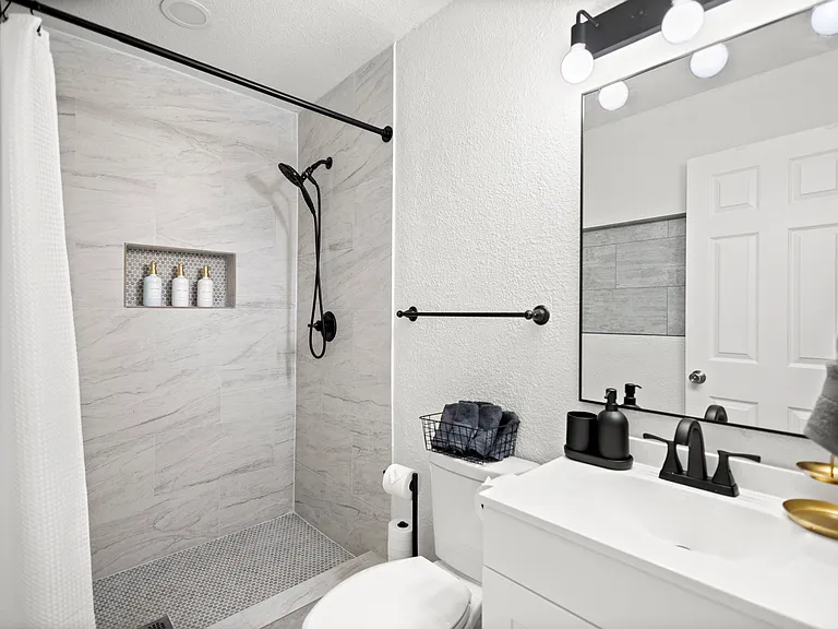 3410 Country Club Dr — Photo 17