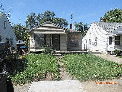 8879 Mansfield