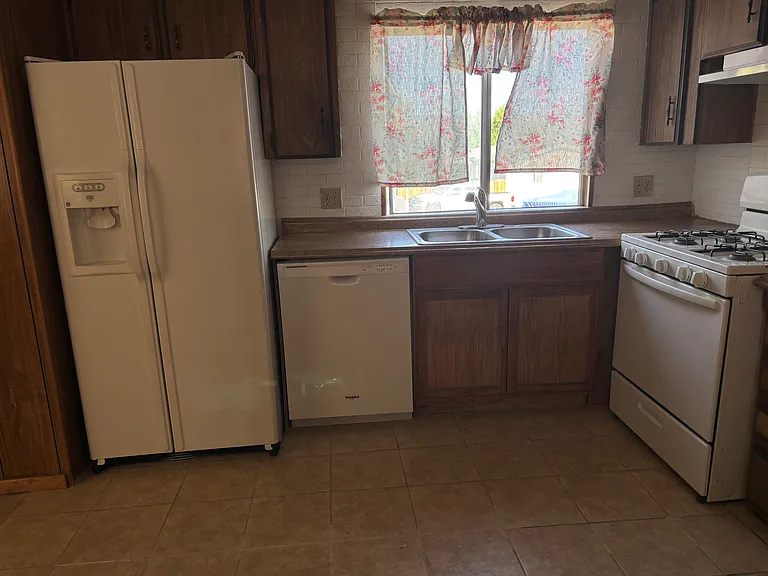 1 Tioga Cir — Photo 26