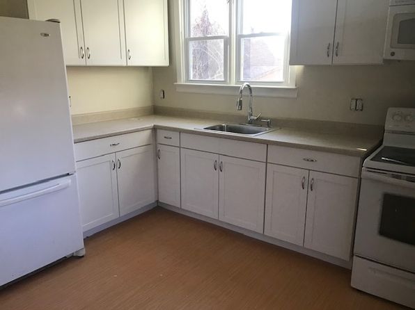 33 Newfane Rd #A-1