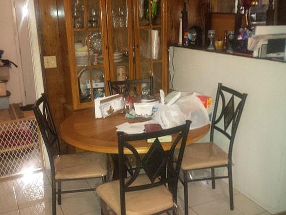 4th image of 4433 Tarpon Dr