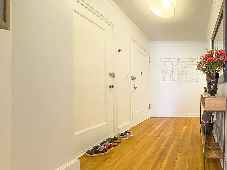 115 E 72nd St #4B — Photo 6