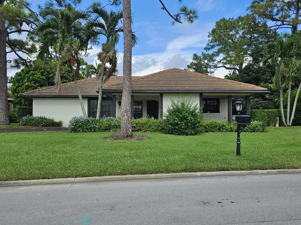 435 Pine Villa Drive, Atlantis, FL 33462