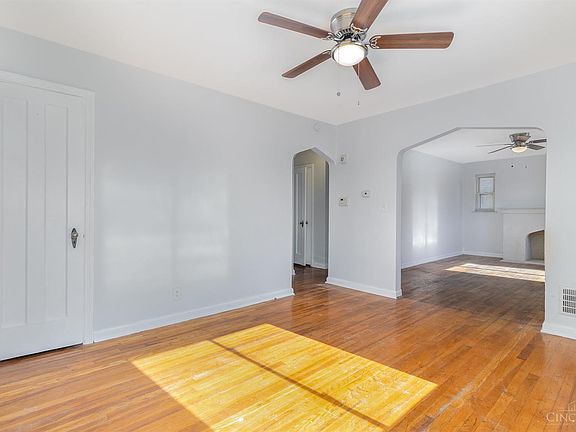 3rd image of 5770 Glenway Ave