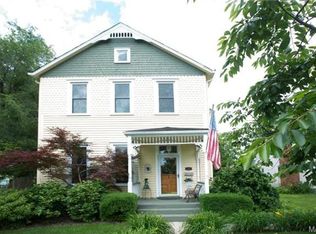707 S 6th St, Saint Charles, MO 63301