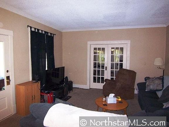 5th image of 615 11th Ave N