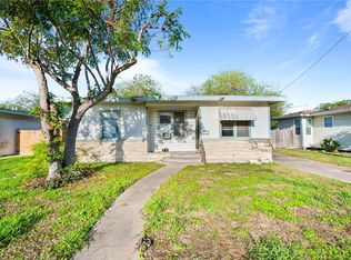 722 Chase Dr, Corpus Christi, TX 78412