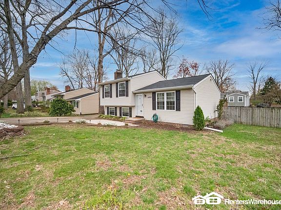 2nd image of 4901 Daffodil Cir
