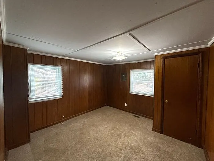 3131 Seymour Dr — Photo 9