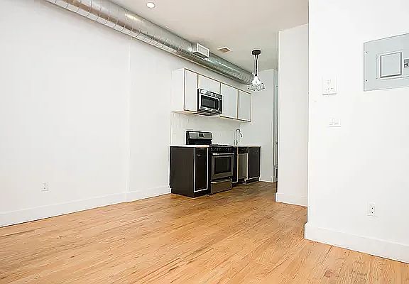 2nd image of 379 Menahan St #3R