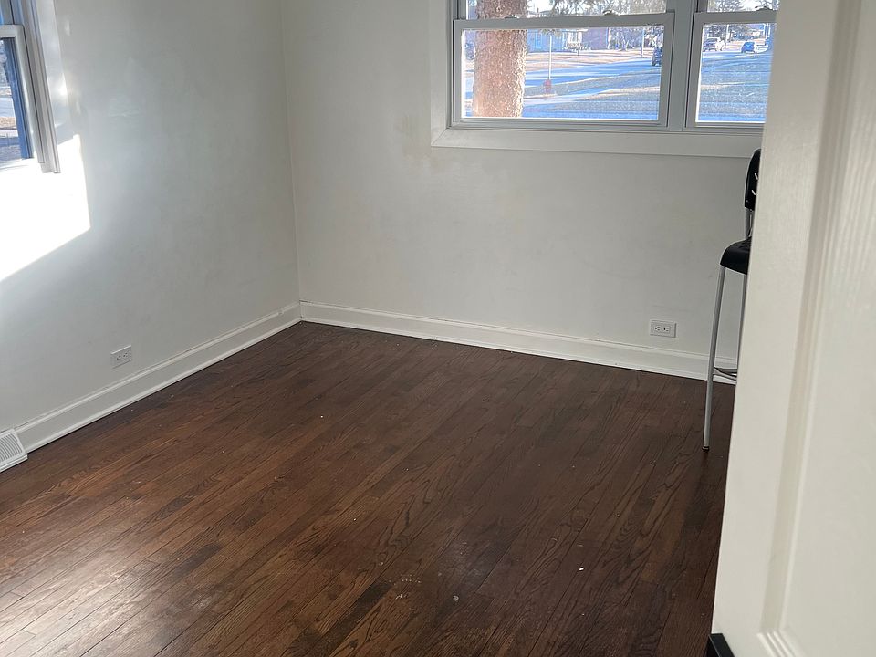1st image of 8724 S 55th Ave
