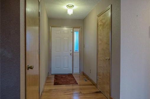 2nd image of 4821 Raymond Ave