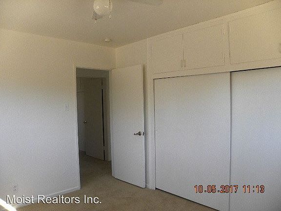 4th image of 244 W Avenue L