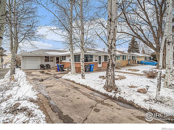 3rd image of 901-903 W Kelly Dr