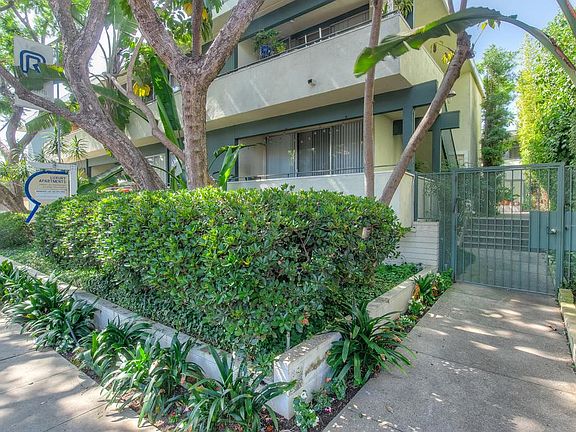 3rd image of 1307 Barry Ave #Mu3qrm32h