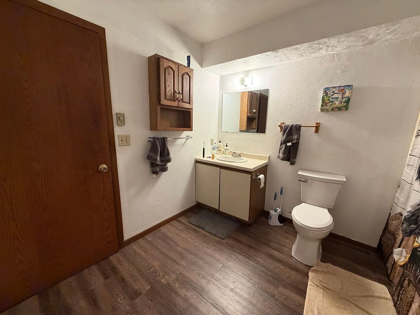 Spacious 3-Bedroom + Bonus Room Near UW-La Crosse — Photo 3
