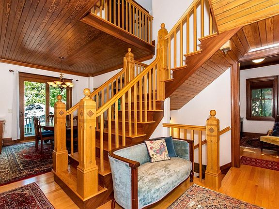 668 Middle St Portsmouth Nh 03801 Mls 4818405 Zillow