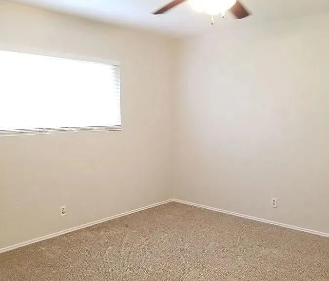 4826 Cypress St #4826D — Photo 4