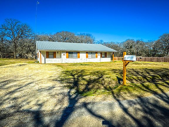 3rd image of 617 County Road 805a #1