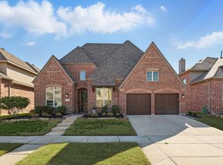208 Birdcall Ln, Argyle, TX 76226