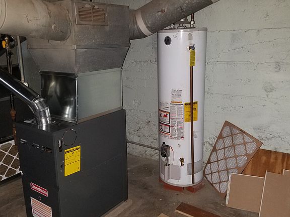 4th image of 2104 W 104th St
