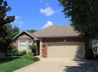 3837 W Vicki Pl, Battlefield, MO 65619