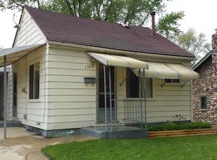 1308 Pleasantview Ave, Waukesha, WI 53188