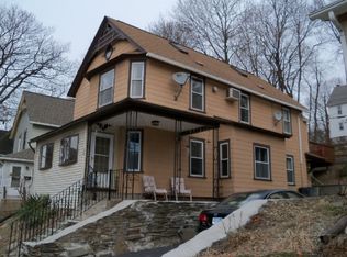 52 Windsor St, Worcester, MA 01605