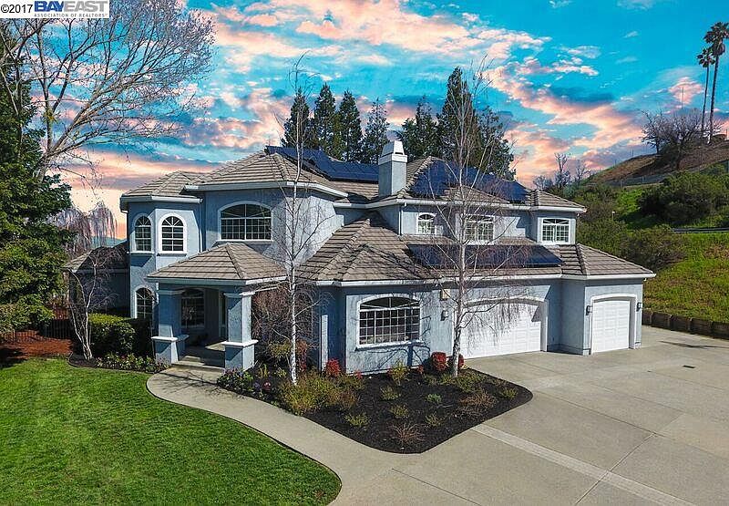1st image of 906 Gray Fox Cir