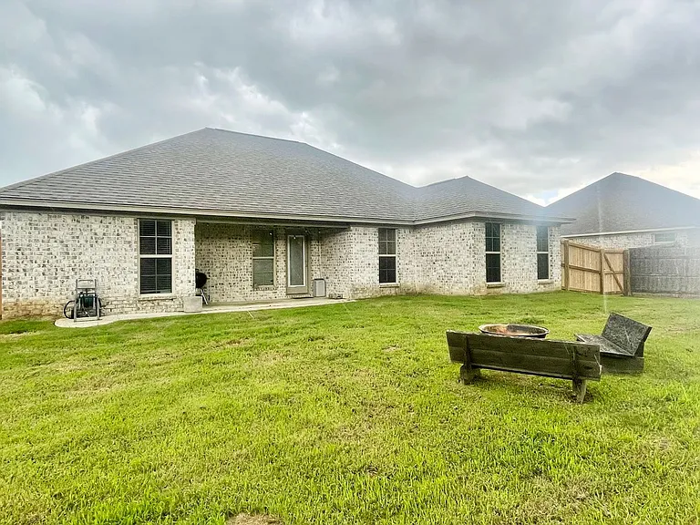115 Allie Ln — Photo 14