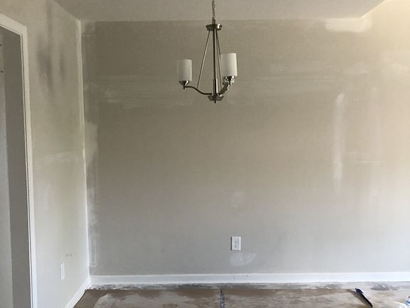 5th image of 3244 Clemons Cir #D
