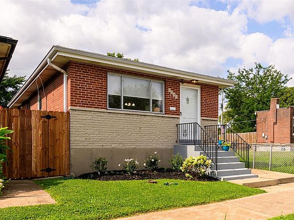 3rd image of 4046 Phillips Ave