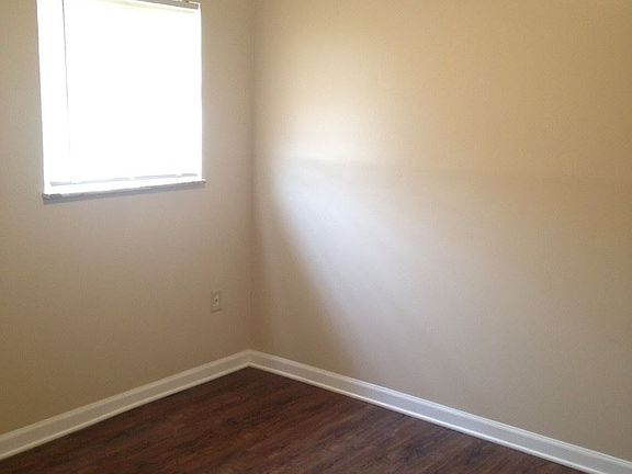 4th image of 1112 S River St